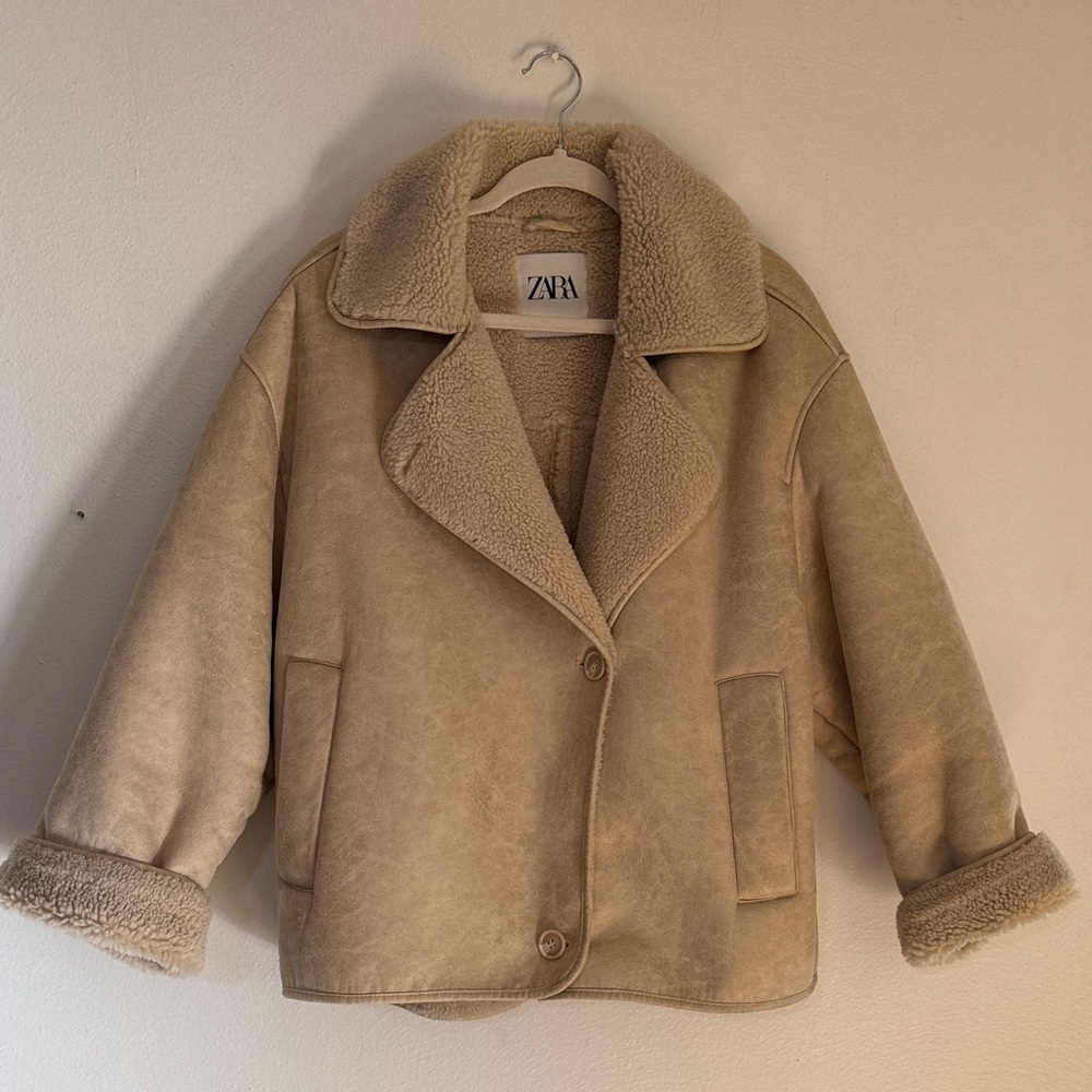 ZARA Oversized Faux Shearling Teddy Coat Beige Size Medium